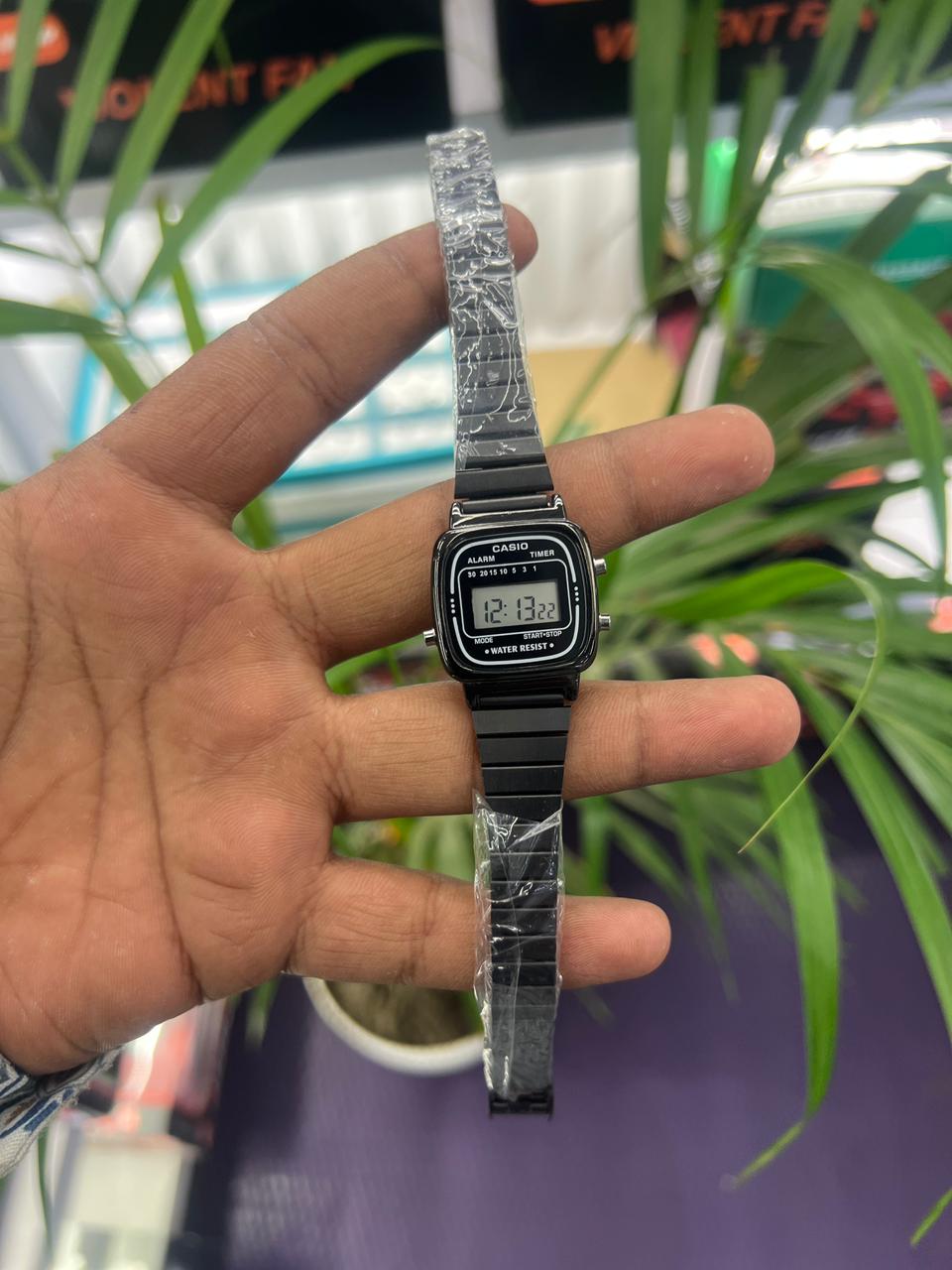 Casio Vintage LA670WA-1,