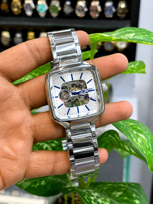 Tommy Hilfiger (quare luxury-inspired skeleton)
