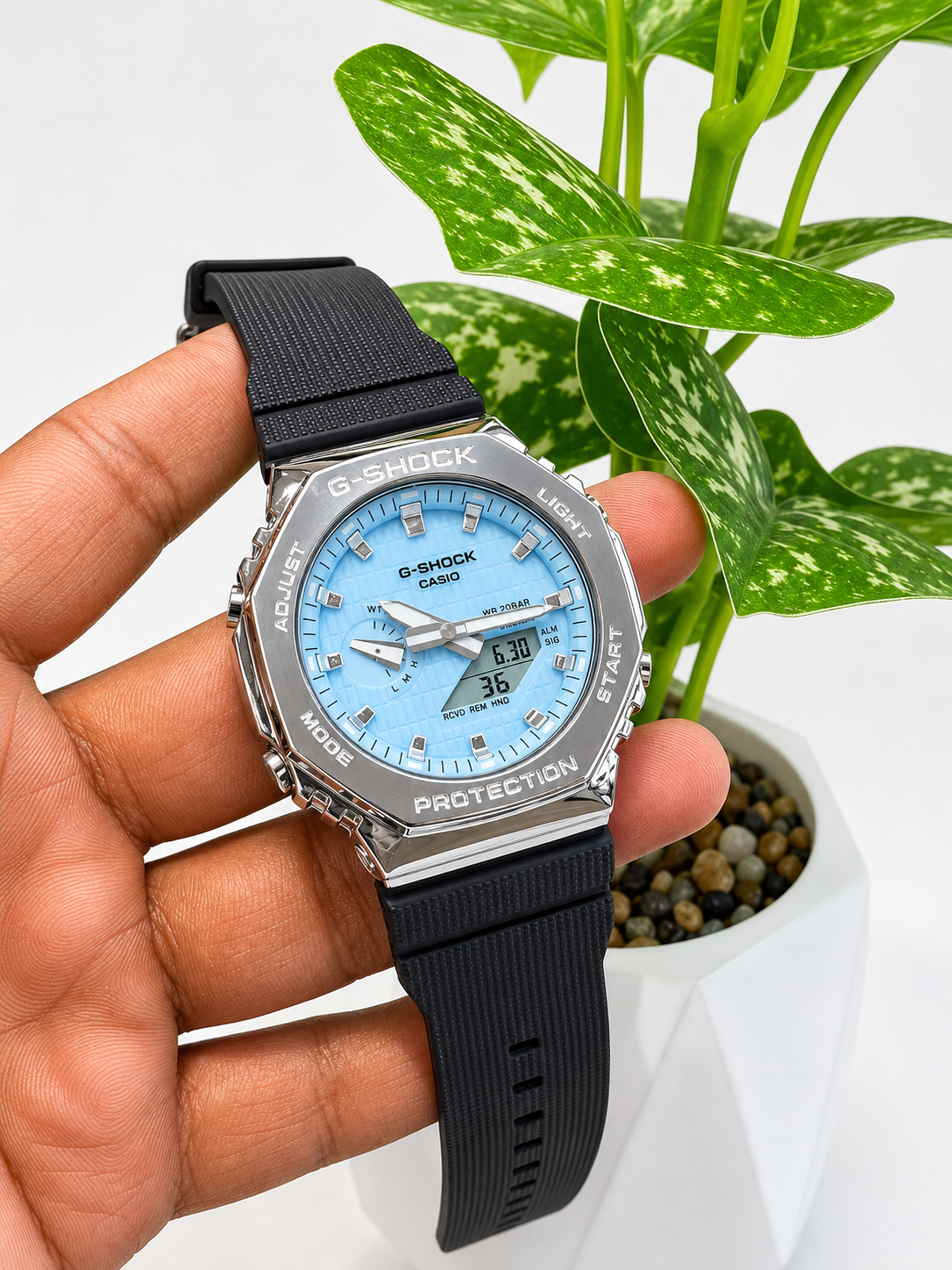 Casio G-SHOCK Analog-Digital (CasiOak-style) watch