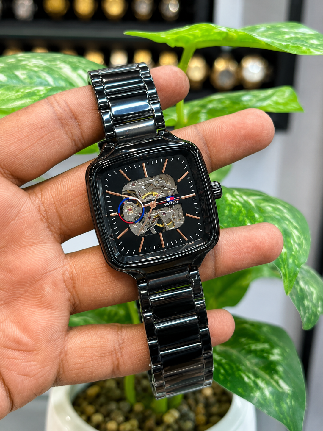 Tommy Hilfiger (quare luxury-inspired skeleton)
