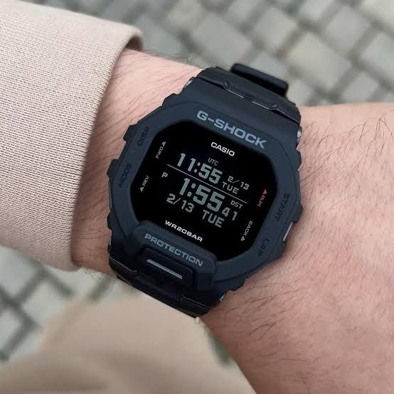 Casio G-Shock GBD-200 (G-SQUAD Series)
