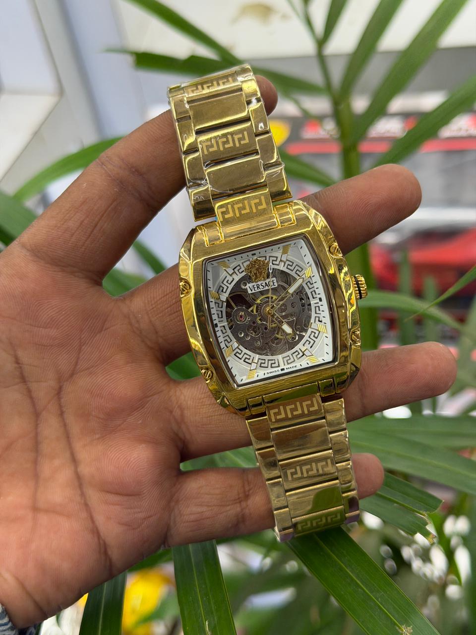 VERSACE