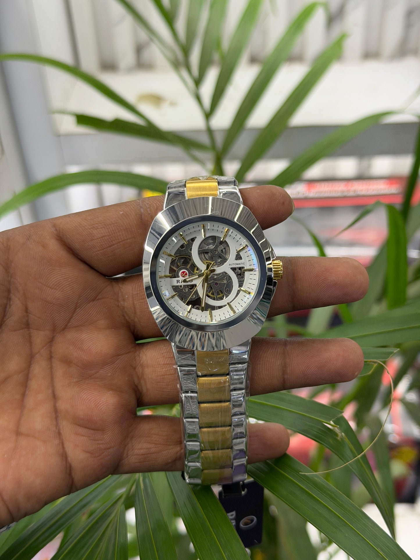 RADO (AUTO)